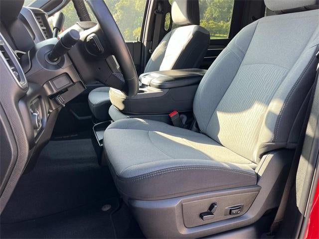 2024 RAM 3500 Big Horn 4x4 Crew Cab 8' Box