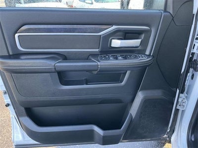 2024 RAM 3500 Big Horn 4x4 Crew Cab 8' Box