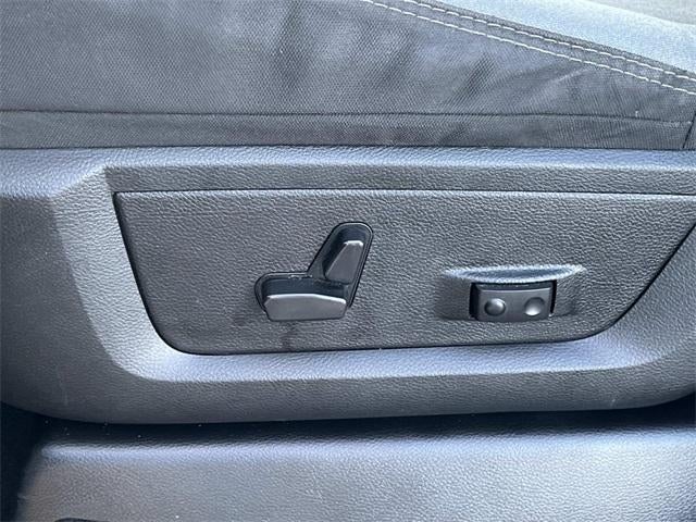 2024 RAM 3500 Big Horn 4x4 Crew Cab 8' Box