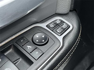 2023 RAM 3500 Big Horn 4x4 Crew Cab 8' Box