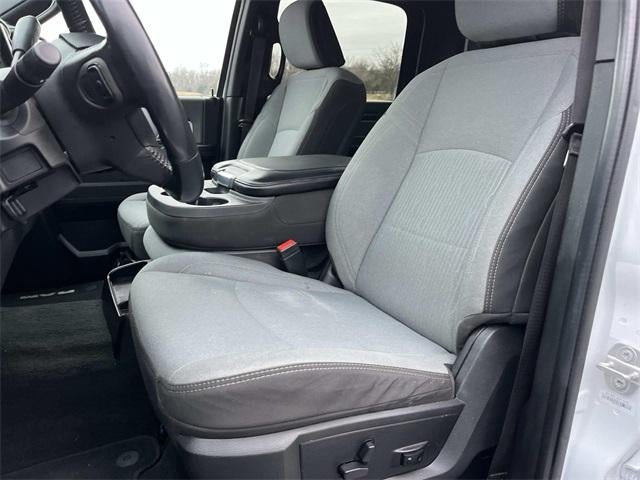 2023 RAM 3500 Big Horn 4x4 Crew Cab 8' Box