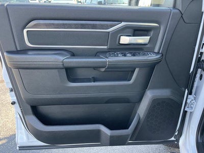2024 RAM 3500 Big Horn 4x4 Crew Cab 8' Box