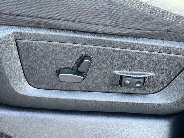 2024 RAM 3500 Big Horn 4x4 Crew Cab 8' Box