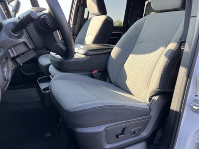 2024 RAM 3500 Big Horn 4x4 Crew Cab 8' Box