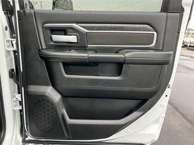 2024 RAM 3500 Big Horn 4x4 Crew Cab 8' Box