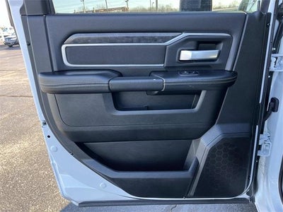 2024 RAM 3500 Big Horn 4x4 Crew Cab 8' Box