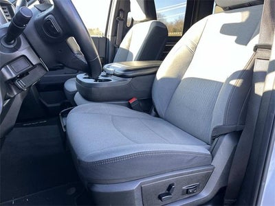 2024 RAM 3500 Big Horn 4x4 Crew Cab 8' Box