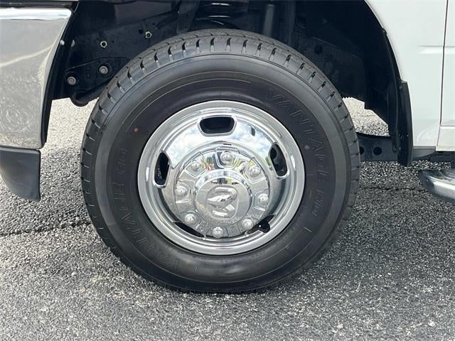 2024 RAM 3500 Big Horn 4x4 Crew Cab 8' Box