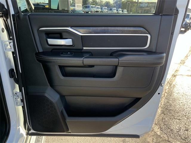 2024 RAM 3500 Big Horn 4x4 Crew Cab 8' Box