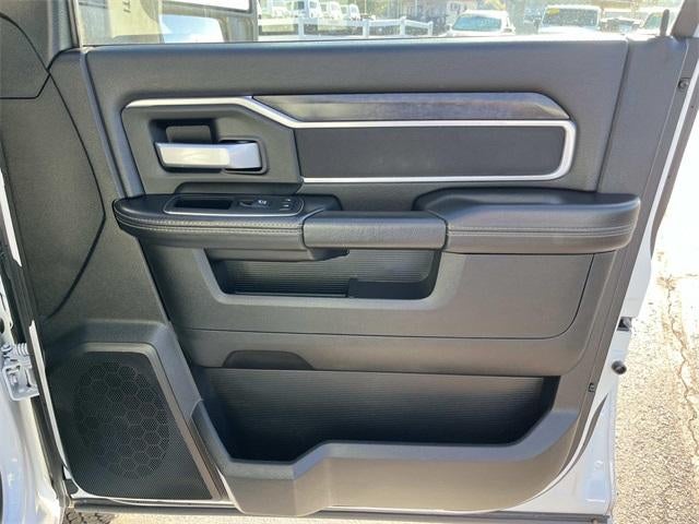 2024 RAM 3500 Big Horn 4x4 Crew Cab 8' Box