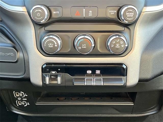 2024 RAM 3500 Big Horn 4x4 Crew Cab 8' Box