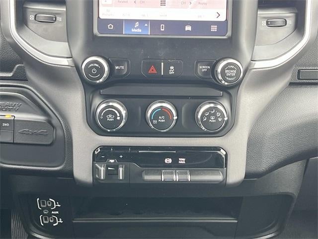 2024 RAM 3500 Big Horn 4x4 Crew Cab 8' Box