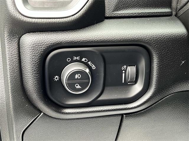 2024 RAM 3500 Big Horn 4x4 Crew Cab 8' Box