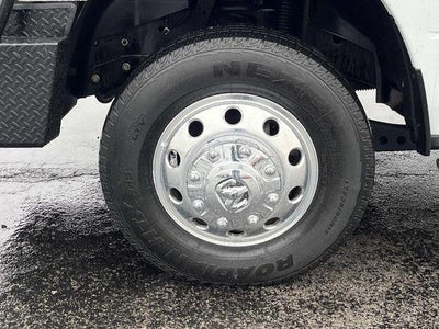 2022 RAM 3500 Big Horn 4x4 Crew Cab 8' Box