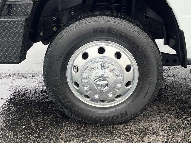 2022 RAM 3500 Big Horn 4x4 Crew Cab 8' Box