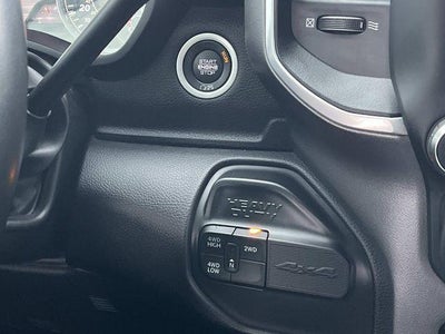 2022 RAM 3500 Big Horn 4x4 Crew Cab 8' Box