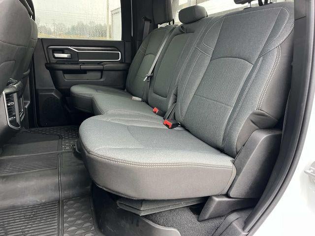 2022 RAM 3500 Big Horn 4x4 Crew Cab 8' Box