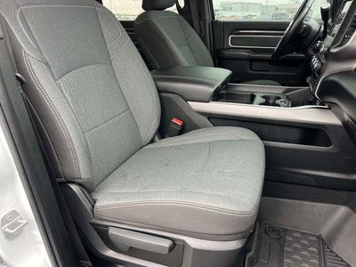 2022 RAM 3500 Big Horn 4x4 Crew Cab 8' Box