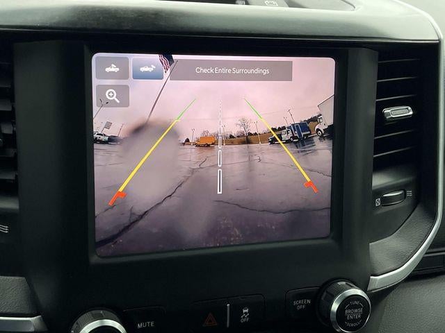 2022 RAM 3500 Big Horn 4x4 Crew Cab 8' Box