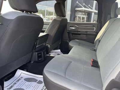 2022 RAM 3500 Big Horn 4x4 Crew Cab 8' Box