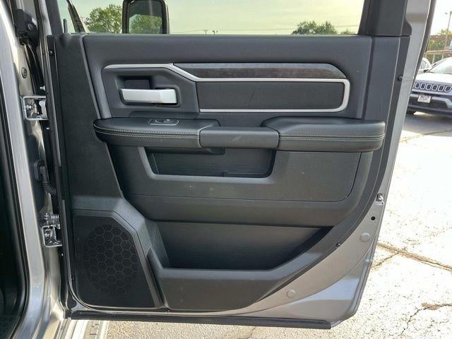 2024 RAM 3500 Big Horn 4x4 Crew Cab 8' Box