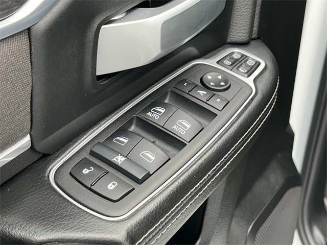 2024 RAM 3500 Big Horn 4x4 Crew Cab 8' Box