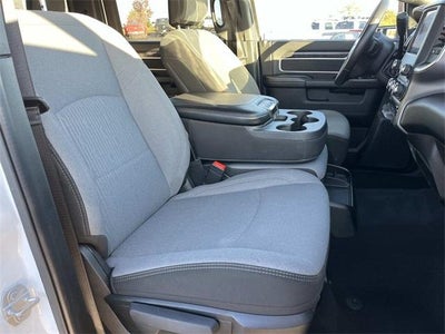 2024 RAM 3500 Big Horn 4x4 Crew Cab 8' Box