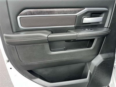 2024 RAM 3500 Big Horn 4x4 Crew Cab 8' Box