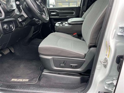 2024 RAM 3500 Big Horn 4x4 Crew Cab 8' Box