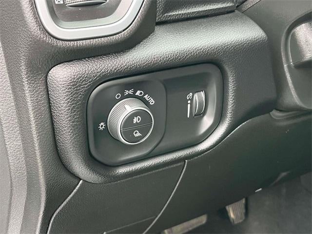 2024 RAM 3500 Big Horn 4x4 Crew Cab 8' Box