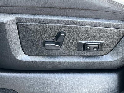 2024 RAM 3500 Big Horn 4x4 Crew Cab 8' Box