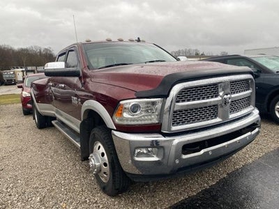 2017 RAM 3500 Laramie 4x4 Crew Cab 8' Box