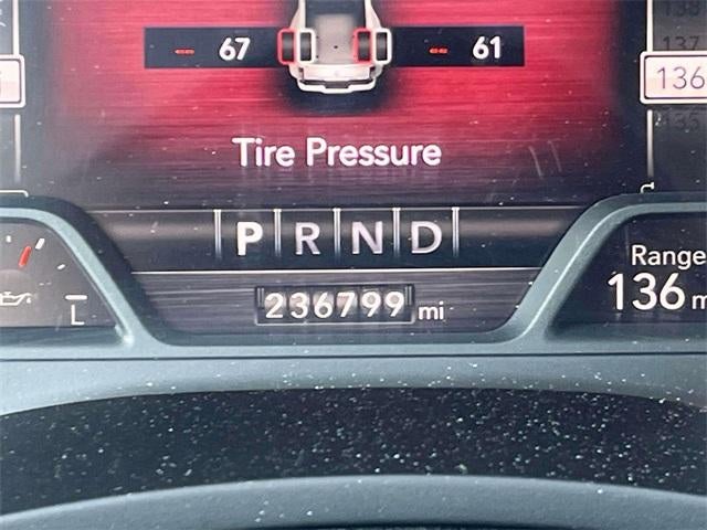 2020 RAM 3500 Laramie 4x4 Crew Cab 8' Box