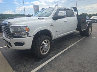 2024 RAM 3500 Longhorn 4x4 Crew Cab 8' Box