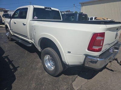 2022 RAM 3500 Limited 4x4 Crew Cab 8' Box