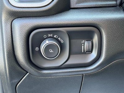 2022 RAM 2500 Tradesman 4x4 Reg Cab 8' Box