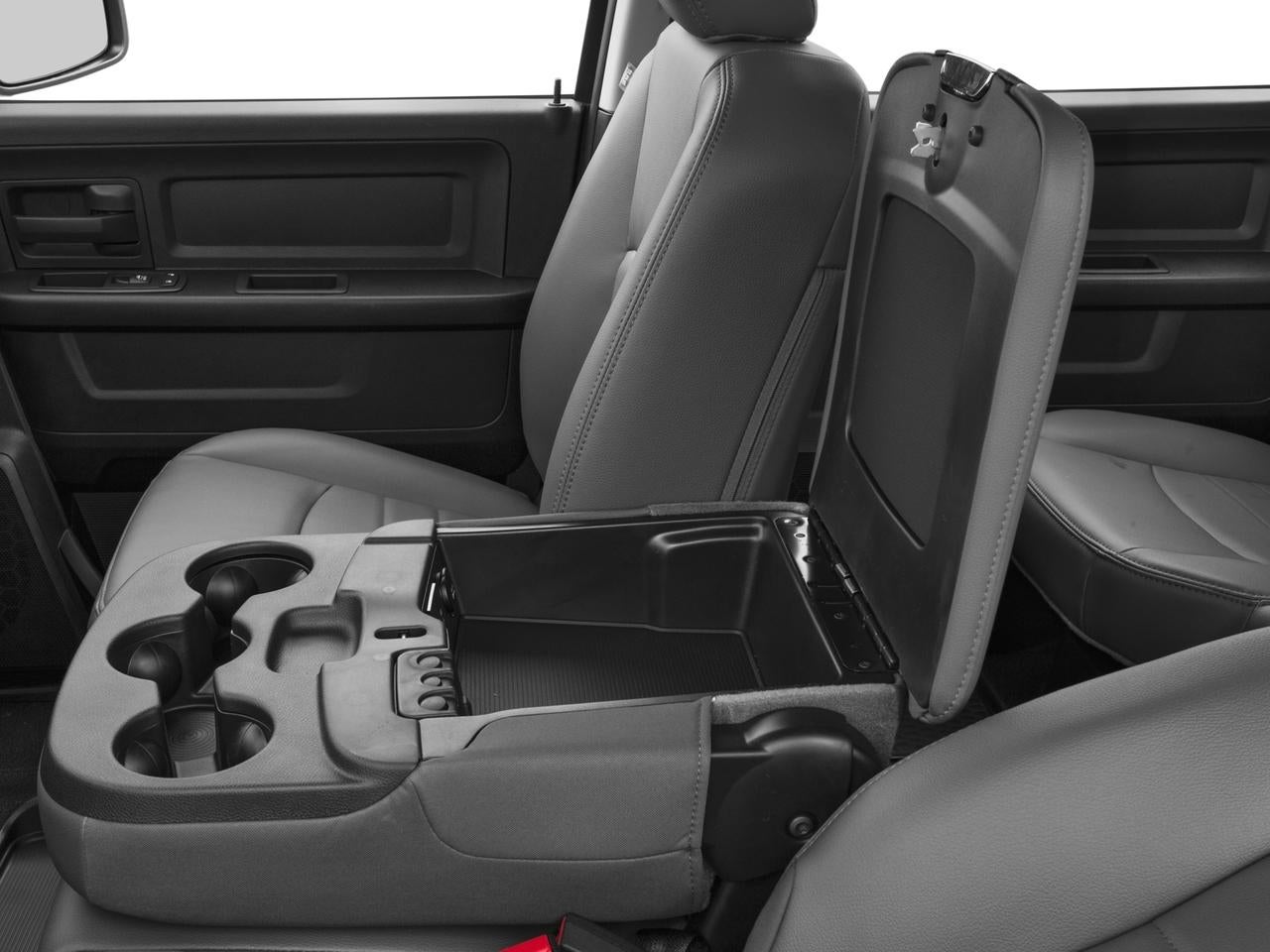 2017 RAM 1500 Express 4x4 Crew Cab 5'7" Box