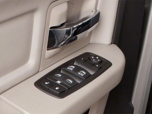 2012 RAM 2500 4WD Crew Cab 6.4 Ft Box Laramie