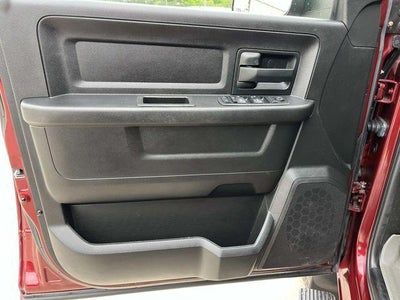 2018 RAM 2500 Tradesman 4x4 Crew Cab 6'4" Box