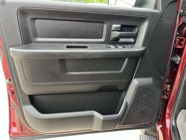 2018 RAM 2500 Tradesman 4x4 Crew Cab 6'4" Box