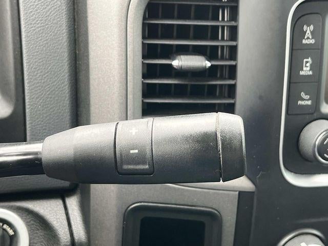 2018 RAM 2500 Tradesman 4x4 Crew Cab 6'4" Box