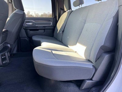 2022 RAM 2500 Big Horn 4x4 Crew Cab 6'4" Box