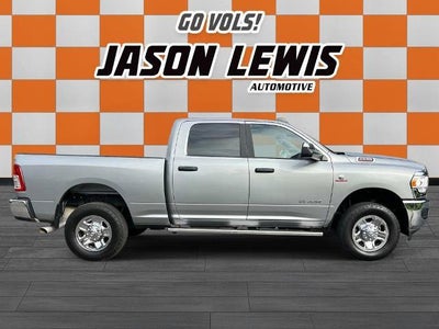 2022 RAM 2500 Big Horn 4x4 Crew Cab 6'4" Box