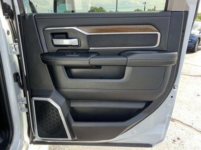 2024 RAM 2500 Laramie 4x4 Crew Cab 6'4" Box