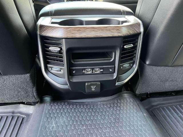 2020 RAM 2500 Laramie 4x4 Crew Cab 6'4" Box