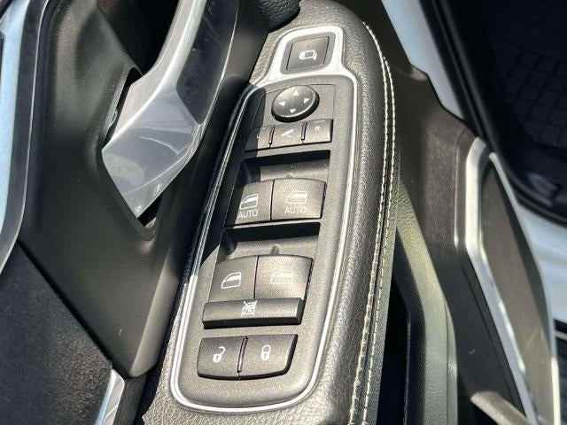 2020 RAM 2500 Laramie 4x4 Crew Cab 6'4" Box