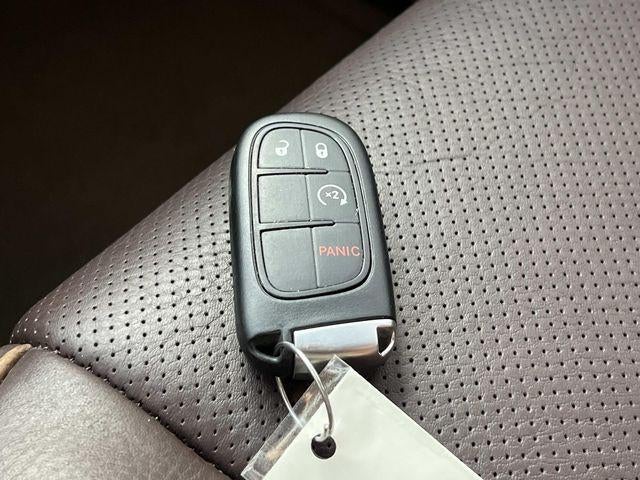 2015 RAM 2500 4WD Crew Cab 6.4 Ft Box Longhorn