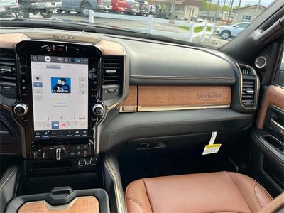 2024 RAM 2500 Longhorn 4x4 Crew Cab 6'4" Box