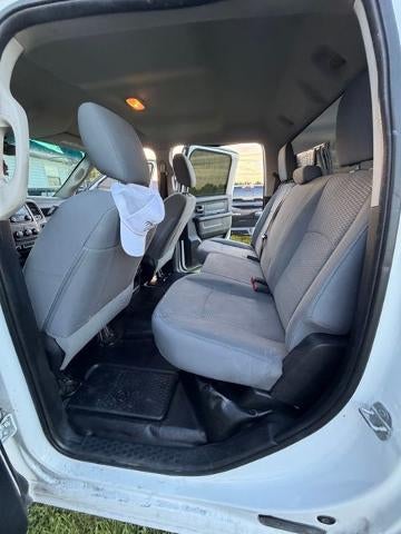 2015 RAM 2500 4WD Crew Cab 8 Ft Box Tradesman