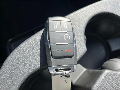 2023 RAM 4500 Chassis Cab SLT 4x4 Crew Cab 60" CA 173.4" WB